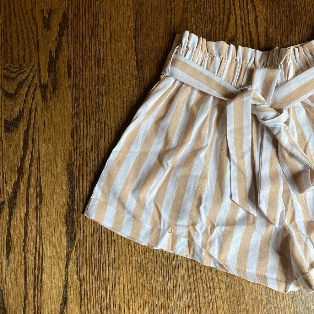High Waist Shorts - Picture 11 of 11
